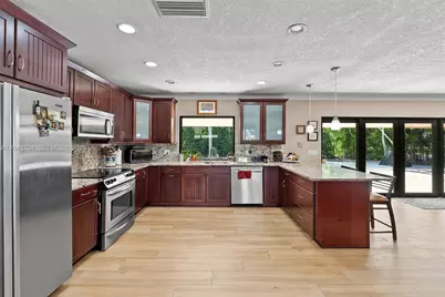 7430 SW 142nd Ter, Palmetto Bay, FL 33158 - Photo 9