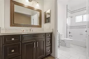 610 SE 12th Ter, Homestead, FL 33033 - Photo 11