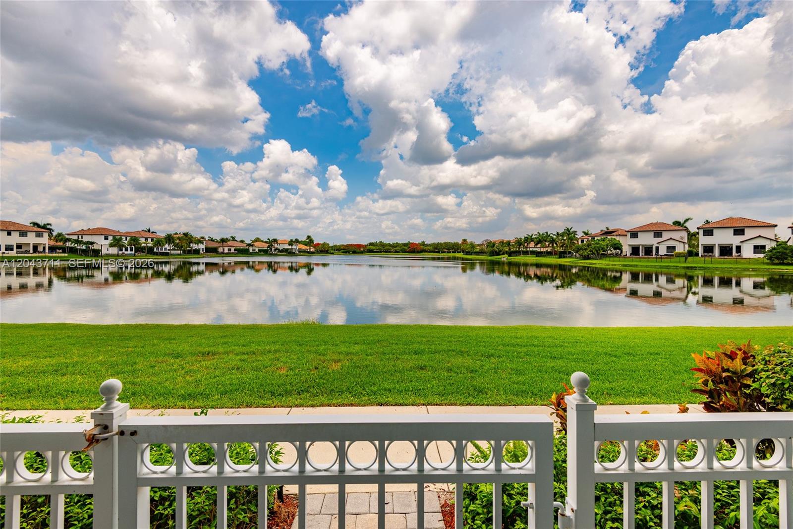 3061 Tortola Way - 3061 Tortola Way, Cooper City, FL 33024 Luxury Property | Jose Angel Pina