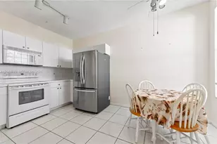 7874 Laina Ln, Boynton Beach, FL 33437 - Photo 5