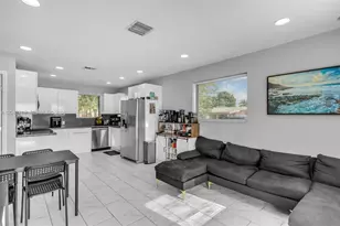 15100 NE 14th Ct, North Miami Beach, FL 33162 - Photo 19