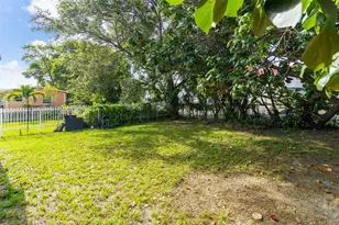 15100 NE 14th Ct, North Miami Beach, FL 33162 - Photo 21