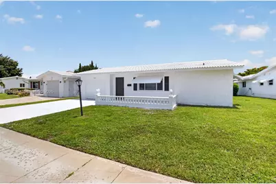 1502 SW 17th Ave, Boynton Beach, FL 33426 - Photo 3