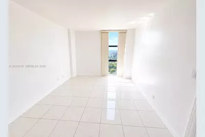 20335 W Country Club Dr #2210, Aventura, FL 33180 - Photo 9