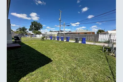 2235 Farragut St, Hollywood, FL 33020 - Photo 13