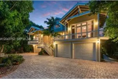 104 Coastal Dr, Key Largo, FL 33037 - Photo 11