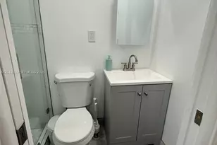 528 NE 70th St, Miami, FL 33138 - Photo 7