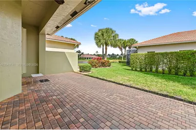 6823 Fabiano Cir, Boynton Beach, FL 33437 - Photo 33
