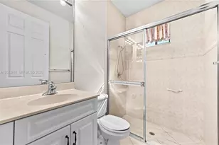6823 Fabiano Cir, Boynton Beach, FL 33437 - Photo 11