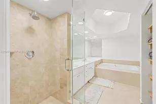 16485 Collins Ave, Sunny Isles Beach, FL 33160 - Photo 9