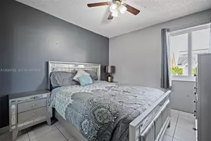 7581 W 29th Way, Hialeah, FL 33018 - Photo 13