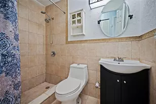 7581 W 29th Way, Hialeah, FL 33018 - Photo 21