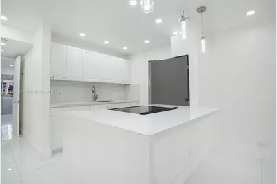 13350 SW 1st St #112P, Pembroke Pines, FL 33027 - Photo 11
