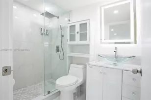 13350 SW 1st St, Pembroke Pines, FL 33027 - Photo 23