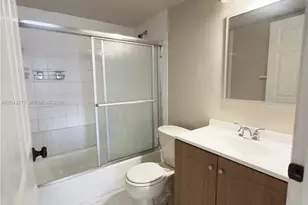 10709 Cleary Blvd, Plantation, FL 33324 - Photo 17