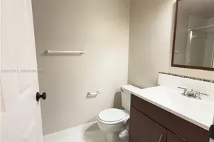 10709 Cleary Blvd, Plantation, FL 33324 - Photo 13