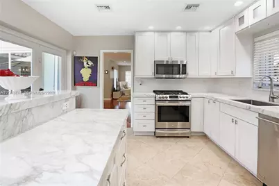 1147 Buchanan St, Hollywood, FL 33019 - Photo 9