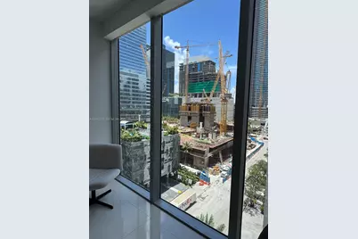 1300 Brickell Bay Dr #901, Miami, FL 33131 - Photo 15