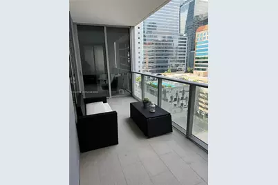 1300 Brickell Bay Dr #901, Miami, FL 33131 - Photo 13