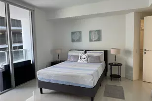 1300 Brickell Bay Dr, Miami, FL 33131 - Photo 11