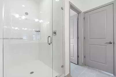 13138 Valletta Way #21-211, Port Saint Lucie, FL 34987 - Photo 15