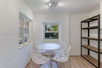 820 SW 26th Rd, Miami, FL 33129 - Photo 11