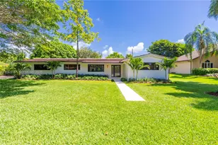 7845 SW 161st St, Palmetto Bay, FL 33157 - Photo 5