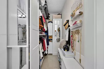 2930 Point East Dr #E201, Aventura, FL 33160 - Photo 17