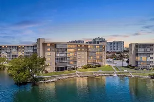 2930 Point E Dr, Aventura, FL 33160 - Photo 19