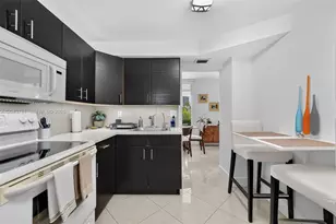 2930 Point E Dr, Aventura, FL 33160 - Photo 11