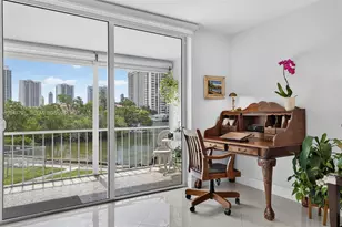 2930 Point E Dr, Aventura, FL 33160 - Photo 5