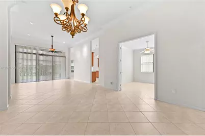 6823 Fabiano Cir, Boynton Beach, FL 33437 - Photo 13