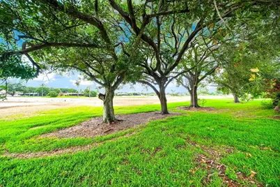 19408 W Lake Dr, Hialeah, FL 33015 - Photo 43