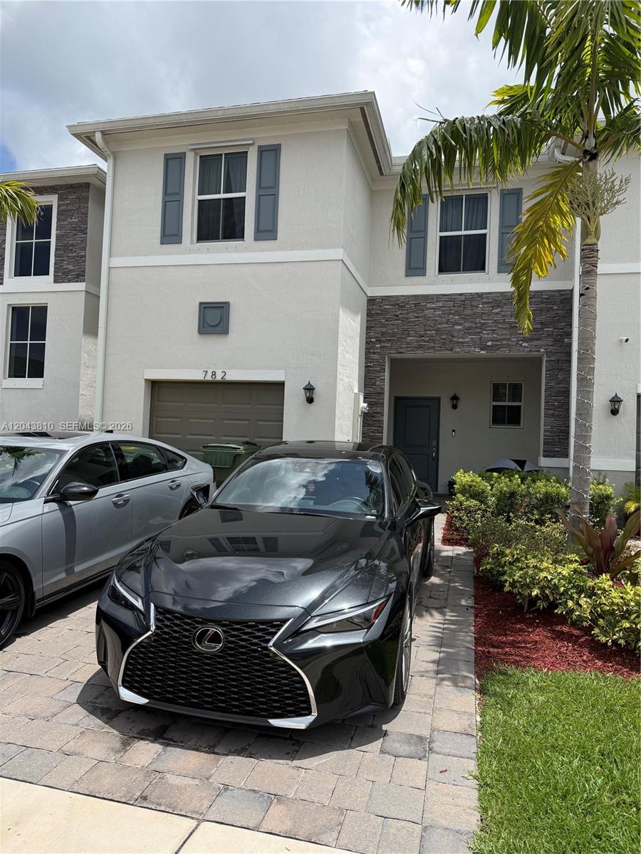 782 SE 18th St - 782 SE 18th St, Homestead, FL 33034 Luxury Property | Jose Angel Pina