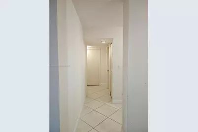 400 NE 12th Ave #306, Hallandale Beach, FL 33009 - Photo 5