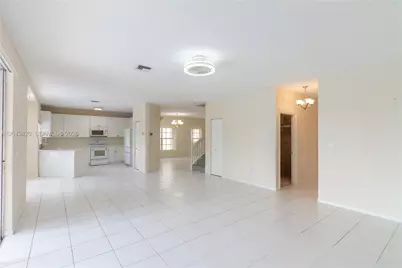 1473 SW 158th Ave, Pembroke Pines, FL 33027 - Photo 21