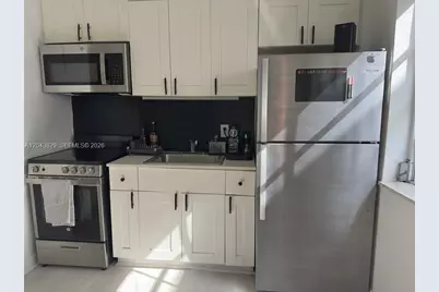 836 10th St #5, Miami Beach, FL 33139 - Photo 9