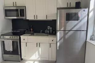 836 10th St, Miami Beach, FL 33139 - Photo 9