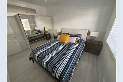 836 10th St #5, Miami Beach, FL 33139 - Photo 15