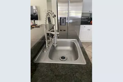 15341 NW 4 St, Pembroke Pines, FL 33028 - Photo 45