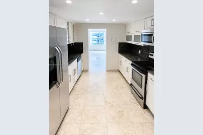 5255 Collins Ave #7B, Miami Beach, FL 33140 - Photo 13