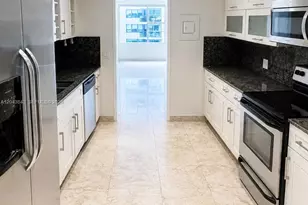 5255 Collins Ave, Miami Beach, FL 33140 - Photo 13