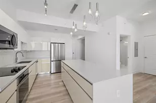 101 Diplomat Pkwy, Hallandale Beach, FL 33009 - Photo 5