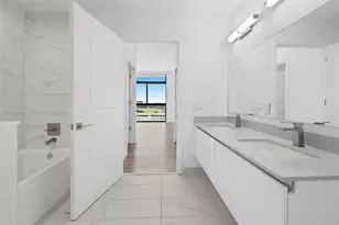 101 Diplomat Pkwy, Hallandale Beach, FL 33009 - Photo 21