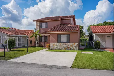 10528 SW 69th Ter, Miami, FL 33173 - Photo 1