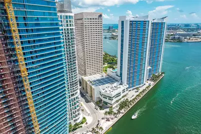 300 S Biscayne Blvd #L-612, Miami, FL 33131 - Photo 25