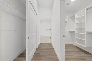 101 Diplomat Pkwy, Hallandale Beach, FL 33009 - Photo 23