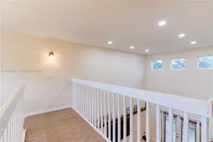 11415 Lakeview Dr, Coral Springs, FL 33071 - Photo 27