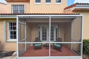 11415 Lakeview Dr, Coral Springs, FL 33071 - Photo 9