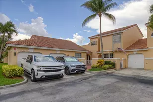 11415 Lakeview Dr, Coral Springs, FL 33071 - Photo 35